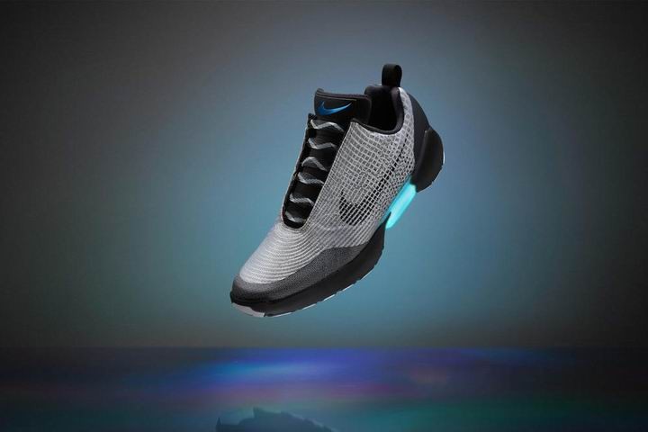 nike鞋hyperadapt1.0,nike推出nikegoflyease新鞋型