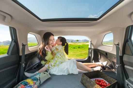 欧尚x7plus7座落地价格图片,长安欧尚x7plus7座自动挡落地价