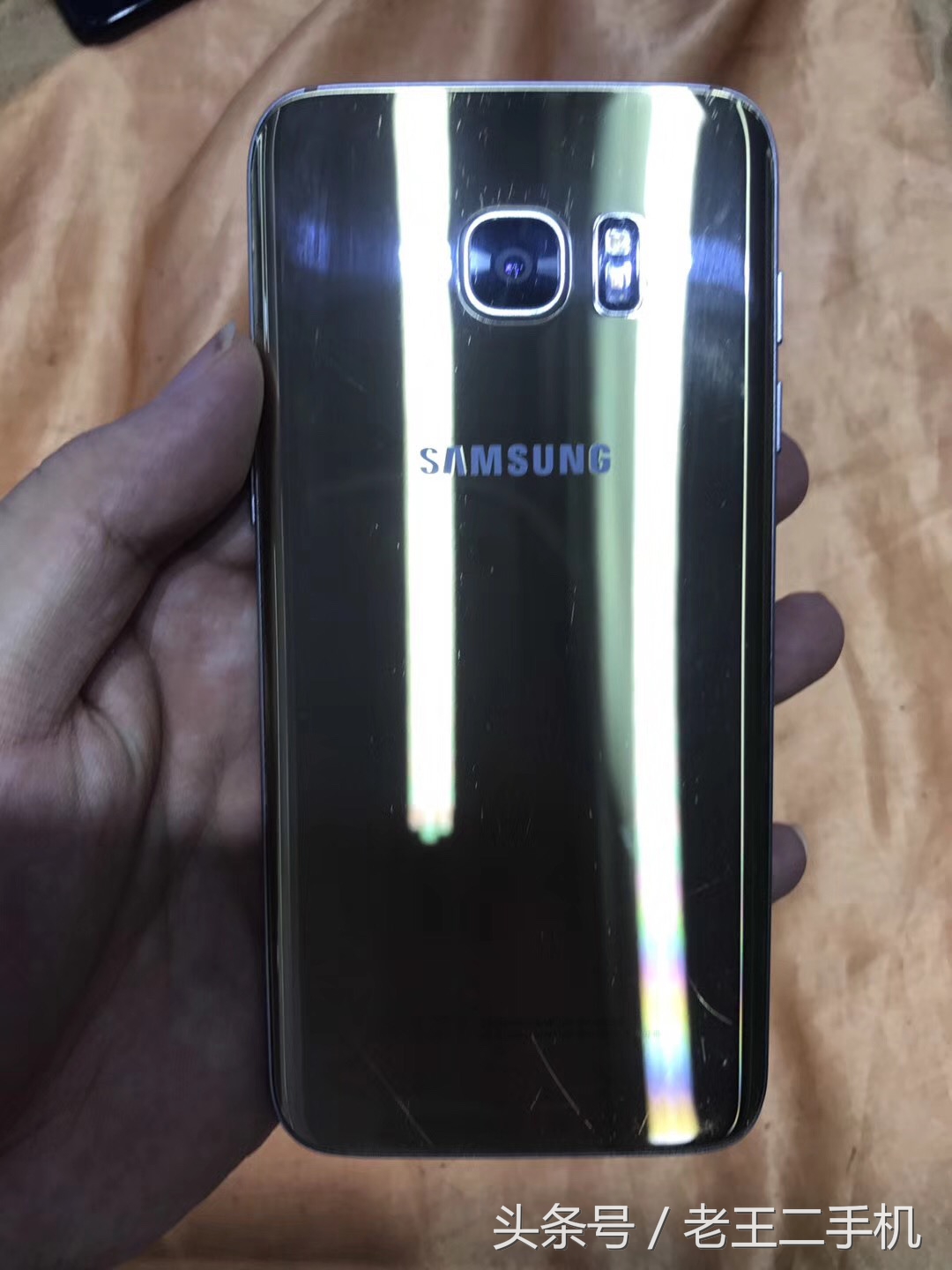 700块买二手手机三星s9,三星s7edge实体店最低价