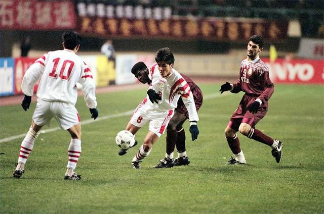 中卡恩怨史：97年大连金州不相信眼泪+16年国足奇迹出线