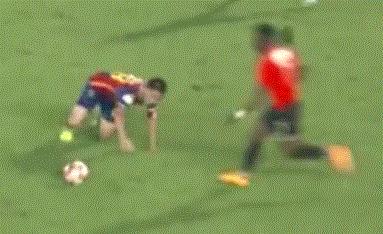 奔袭之王脚踝被铲断赛季报销，这个国家所有外援在中国都半途而废