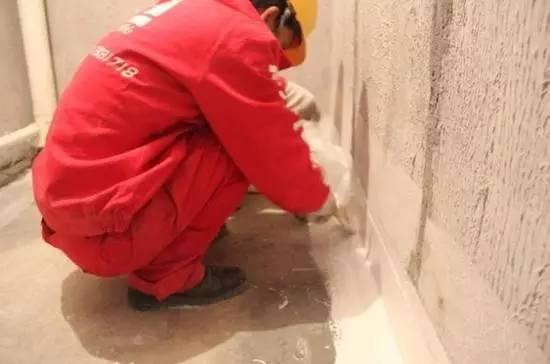 新装修墙裂一道缝怎样修补,新装修好的墙开裂怎么回事