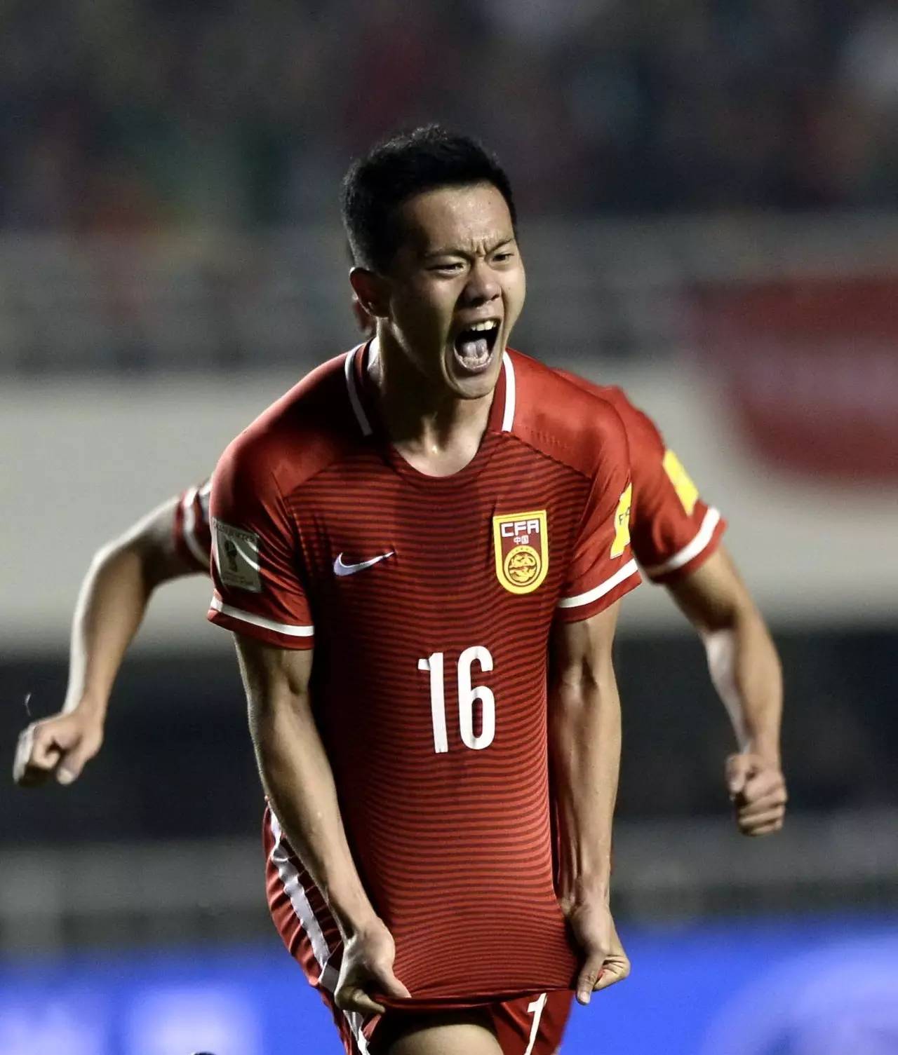 前瞻｜拼出未来！“卡中之战”明晚11时上演