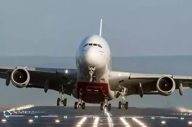 空客a380飞一次成本,空客a380飞一次能赚多少钱