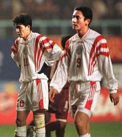 中卡恩怨史：97年大连金州不相信眼泪+16年国足奇迹出线