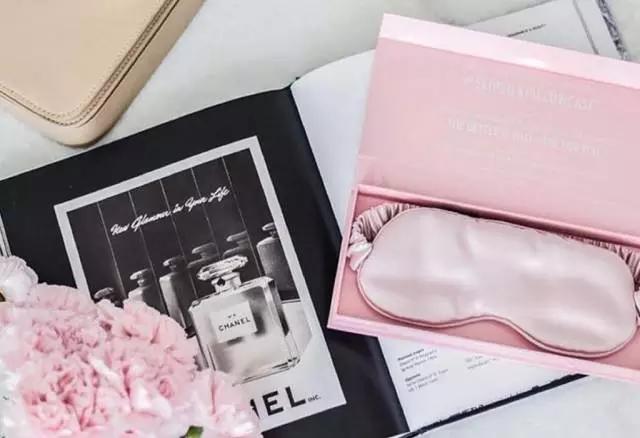 居家生活怎么度过,中老年居家健身操改善失眠