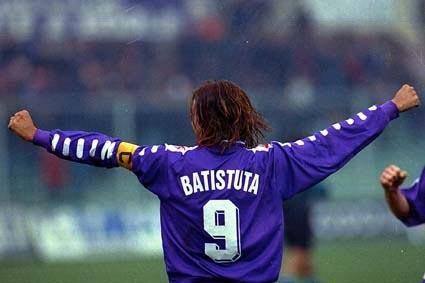 谁是足球场上最好的球员,足球哪个人是最好的