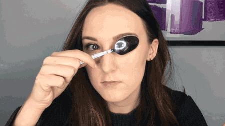 是时候拯救一下你那动不动就残了秃了的眉毛了！