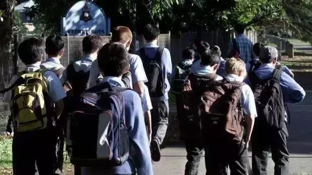 在澳大利亚千万别做什么,在澳洲生活费