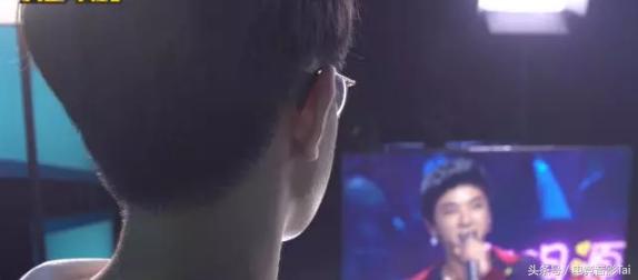 他无人问津却坚持理想，最终在选秀节目中大放异彩