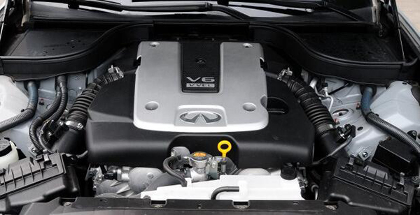 沙发厂轻奢风,2010年英菲尼迪q50二手