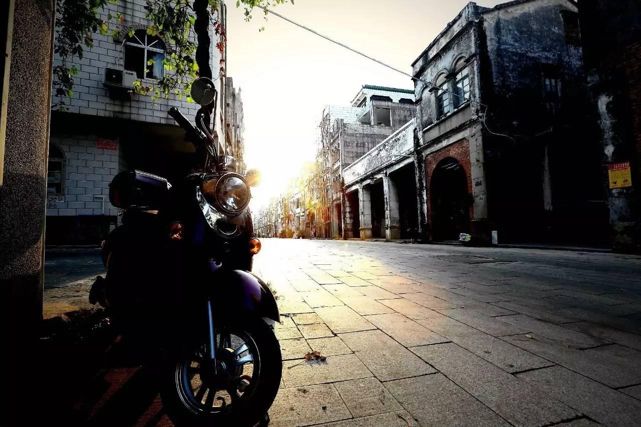 9月机票价格走势,机票白菜价140元起全国各地出发