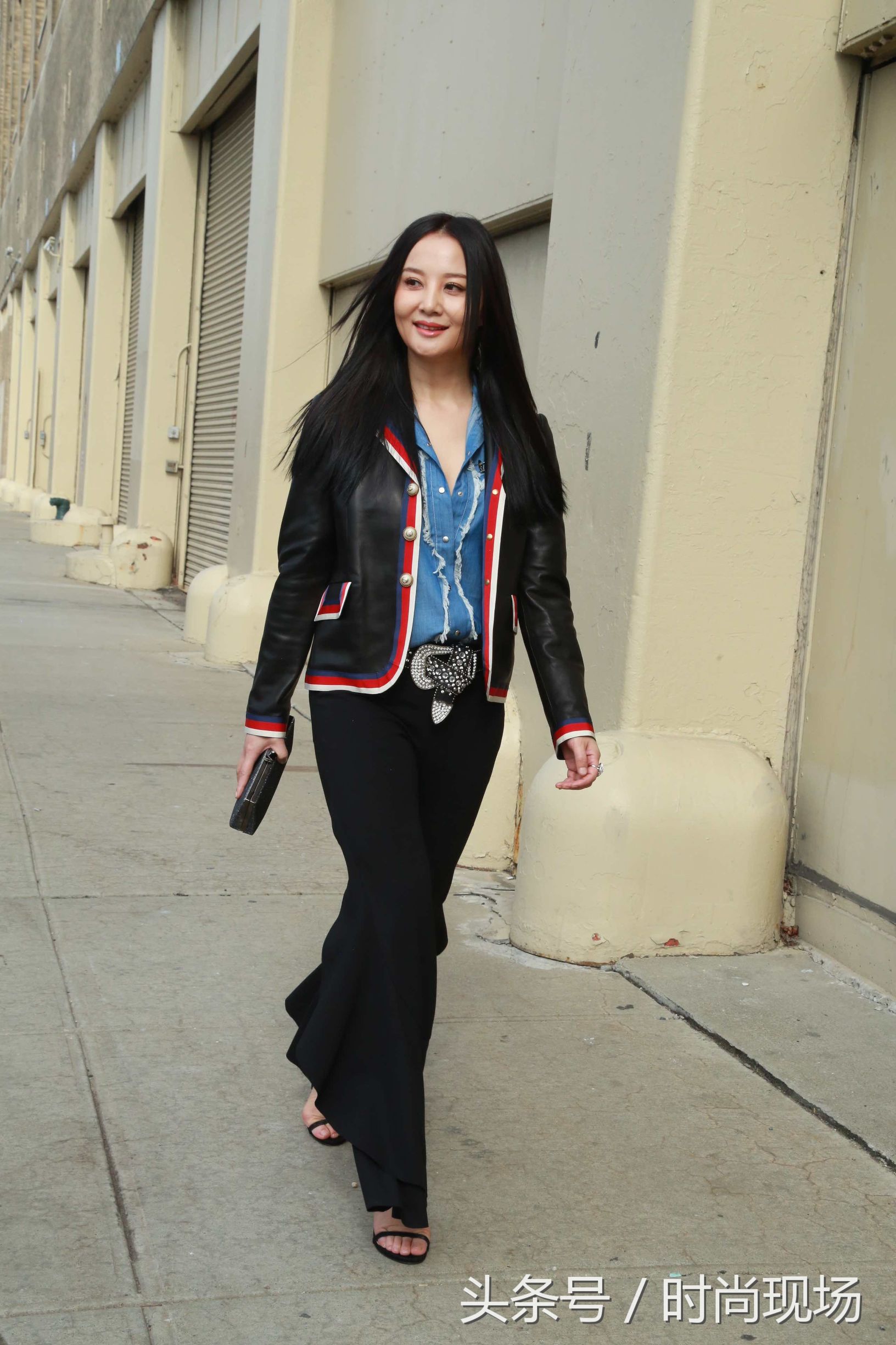 唐嫣许魏洲出席coach大秀,唐嫣许魏洲红色