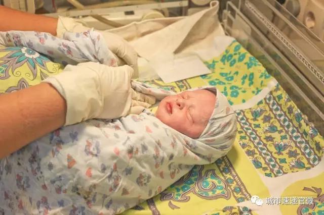 有人当街产子有人因无法忍受疼痛自杀分娩到底有多痛？