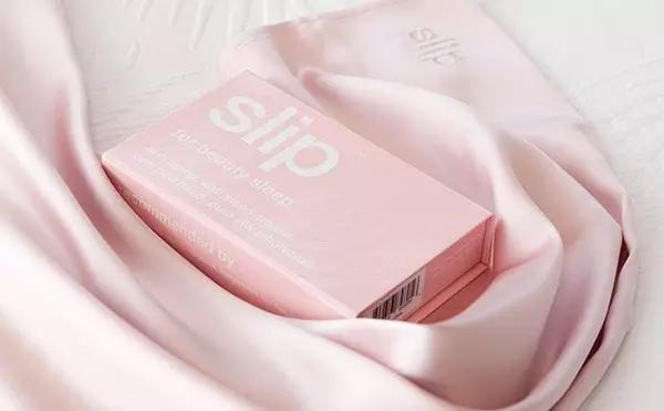 居家生活怎么度过,中老年居家健身操改善失眠