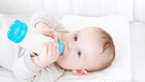 到底是羊奶粉喝好还是牛奶粉喝好,应该选择羊奶粉吗