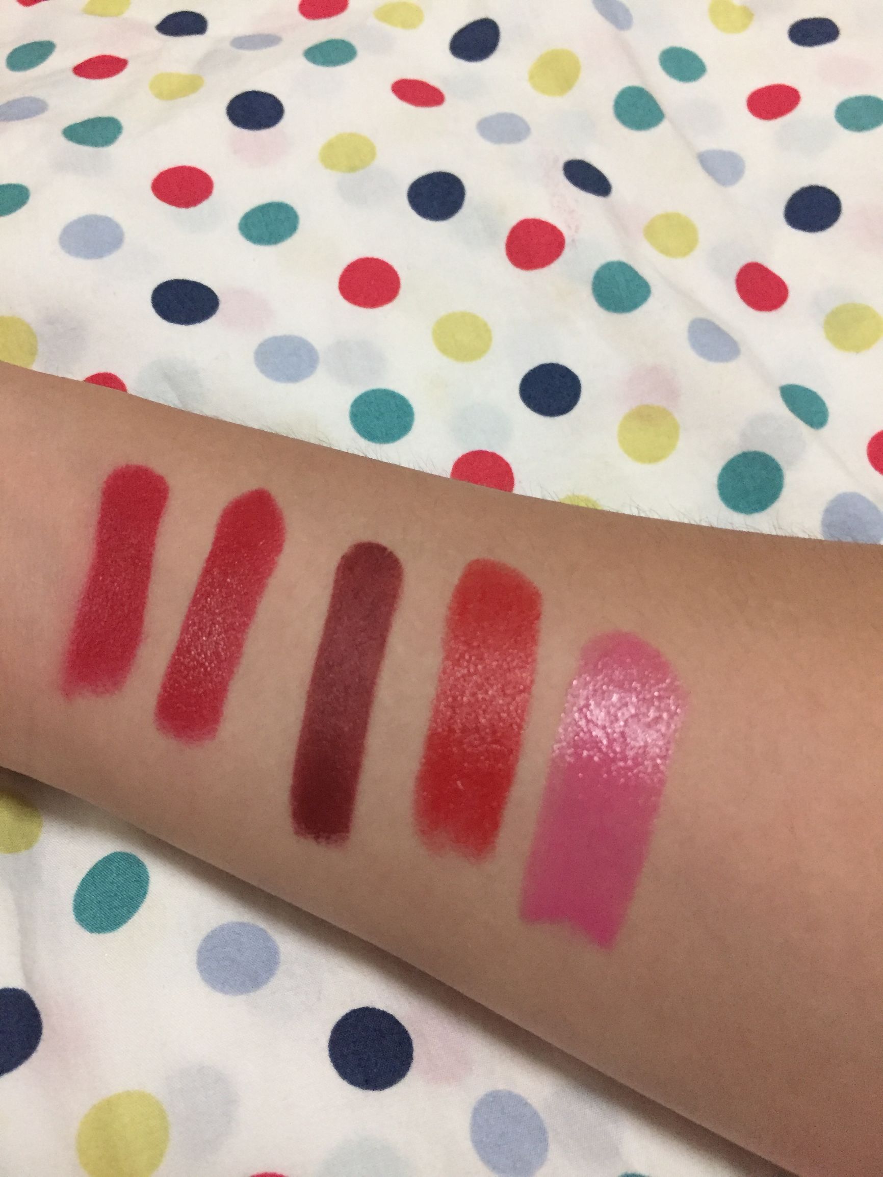 美妆必买的商品是什么,美妆必备品推荐与使用心得