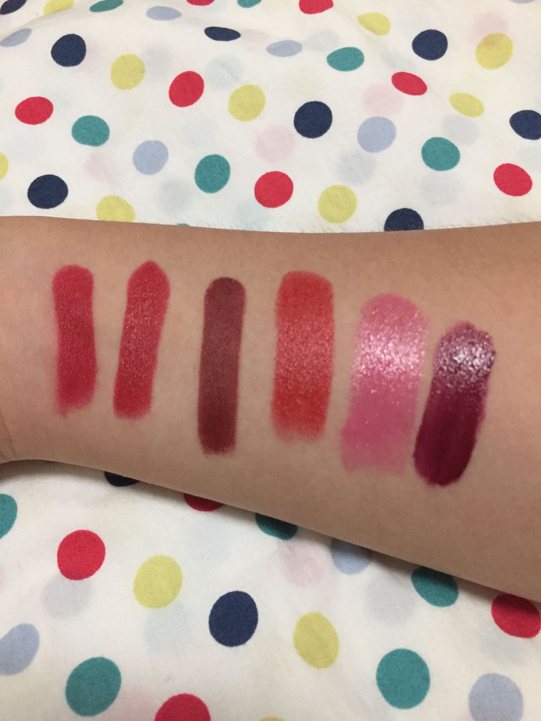 美妆必买的商品是什么,美妆必备品推荐与使用心得