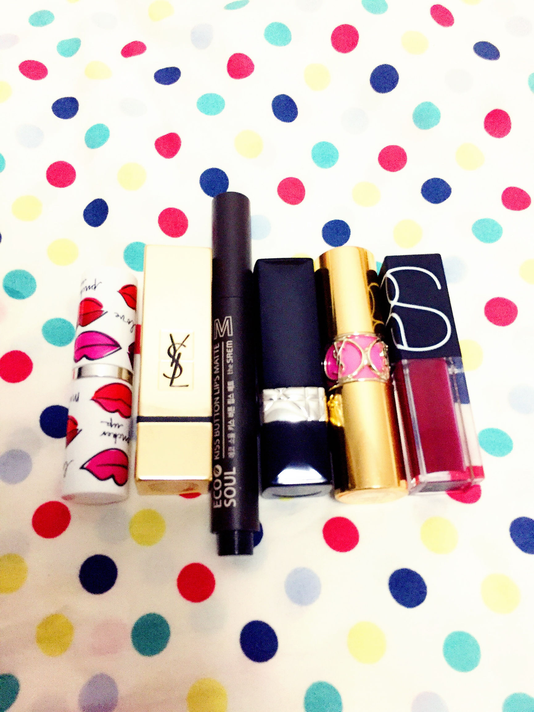 美妆必买的商品是什么,美妆必备品推荐与使用心得