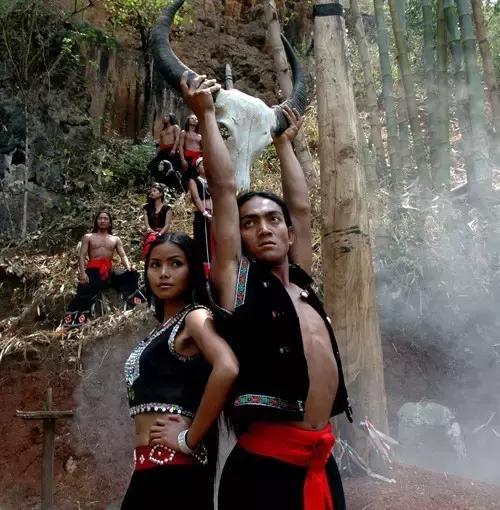 我们是“黑人”，也是中国人！秘境临沧的沧源佤族