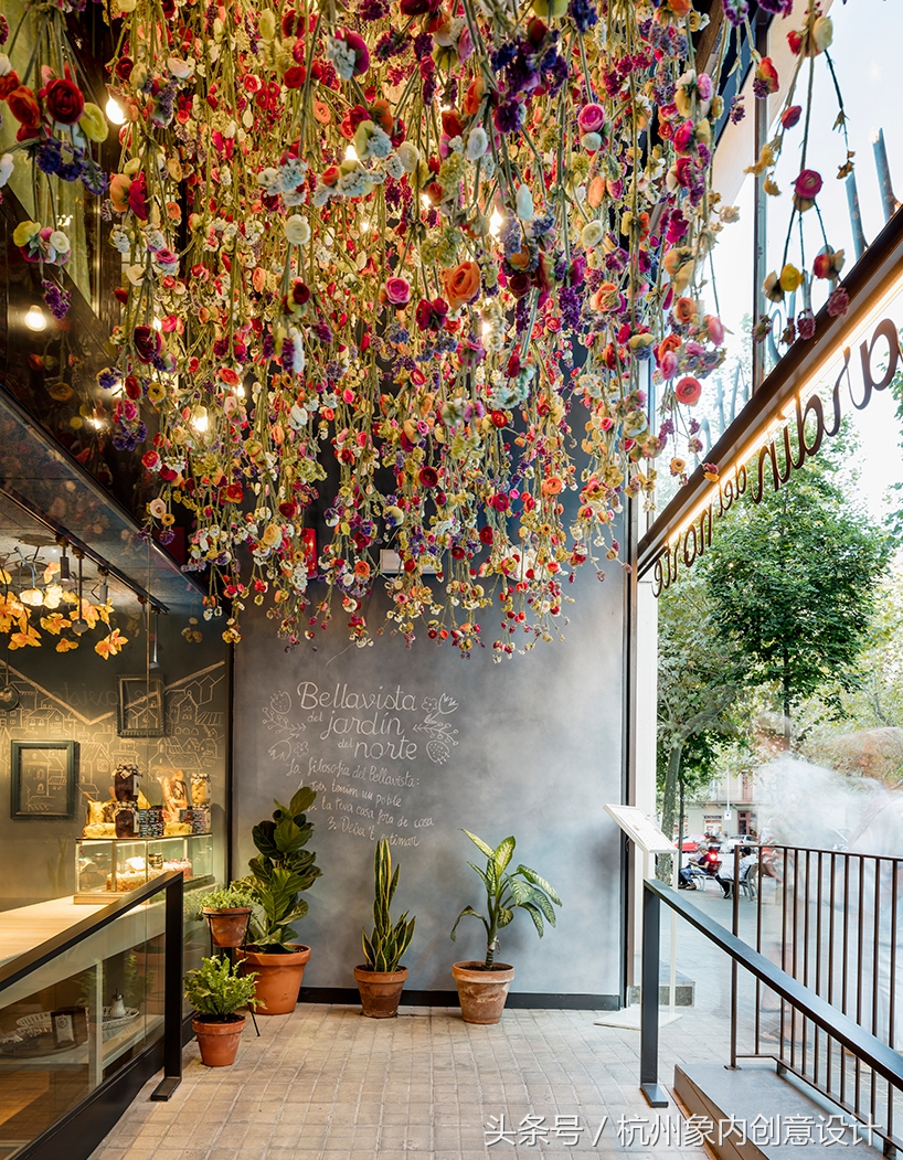 小清新风花园餐厅丨梅西还有这种谨慎思呀！