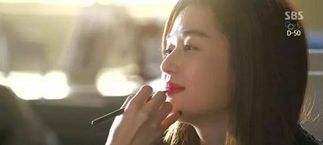 五大奇葩的广告植入,深入人心的广告植入