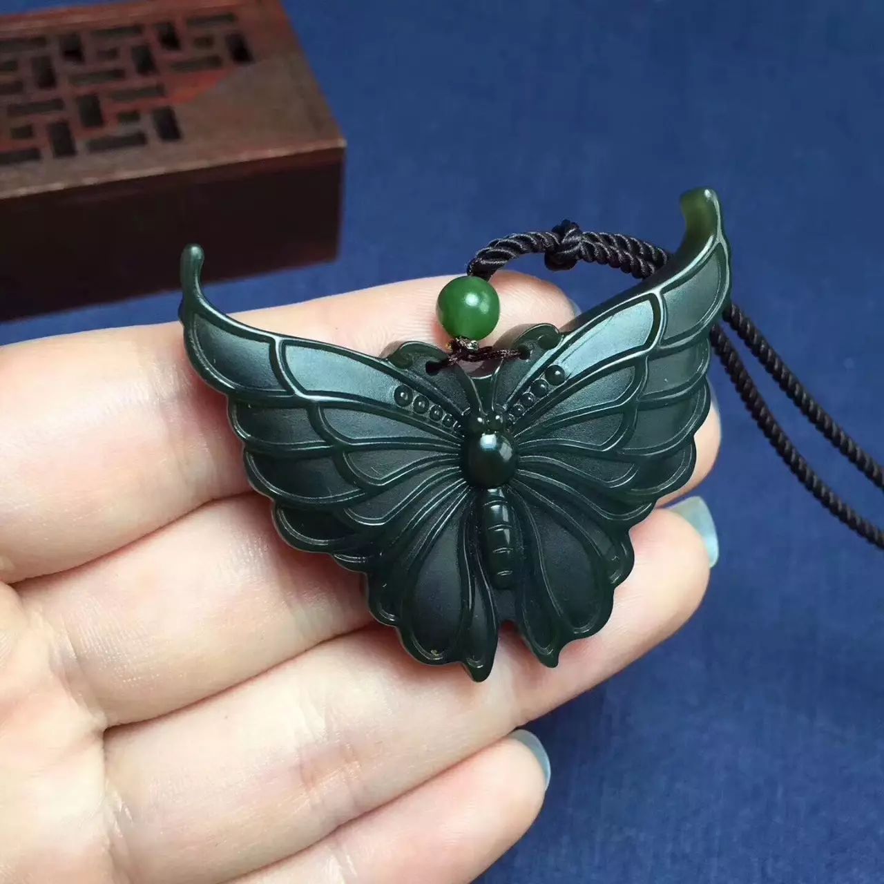 买玉的心态,玉石销售怎么介绍能抓住顾客心理