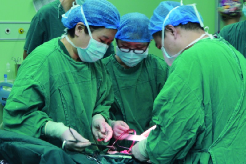 产妇剖腹产大出血是什么原因,剖腹产产妇什么情况出现大出血