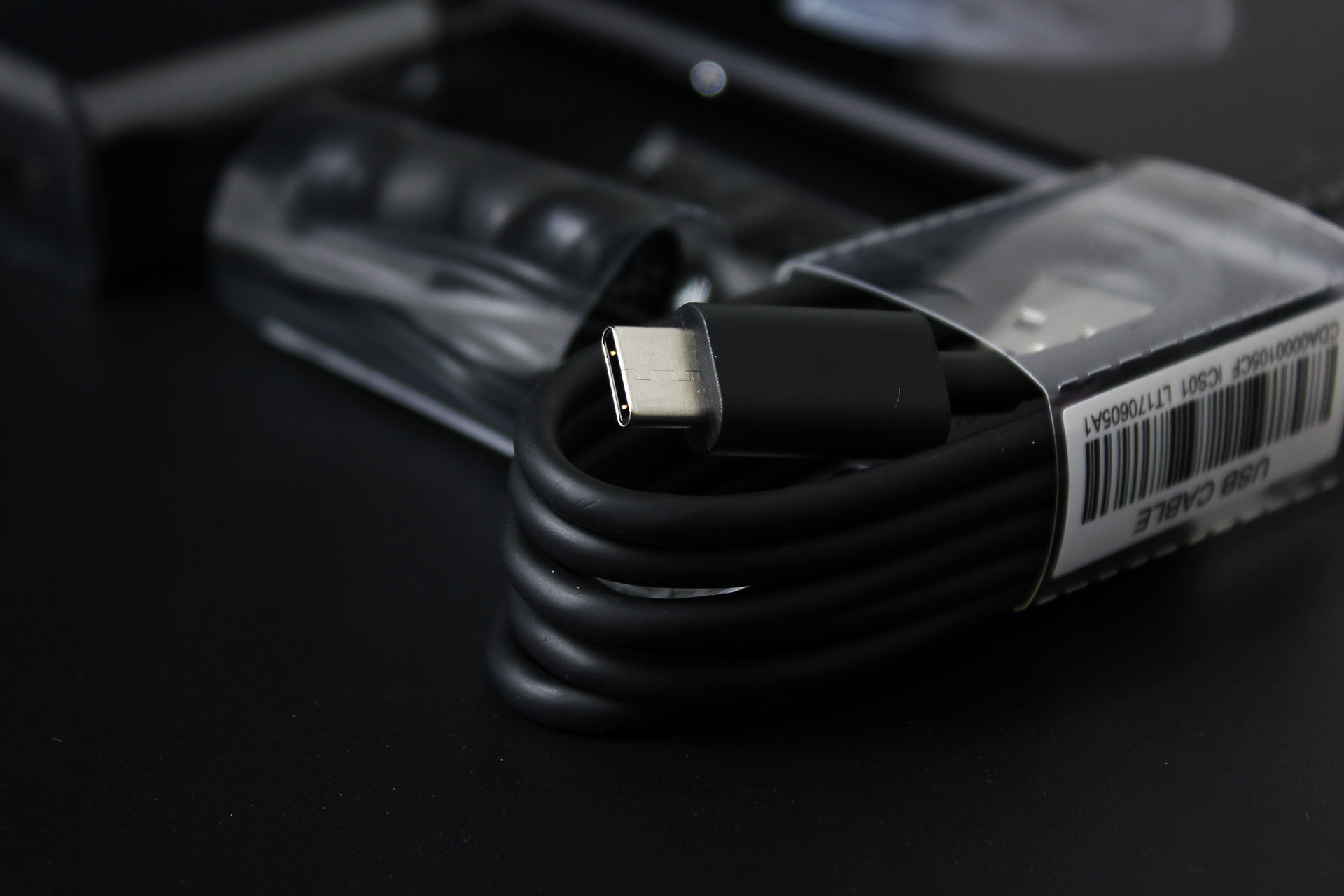 黑莓keyone神操作,黑莓keyone普通版和精英版