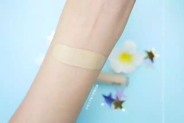 如何学会化妆和p图,化妆5分钟p图两小时