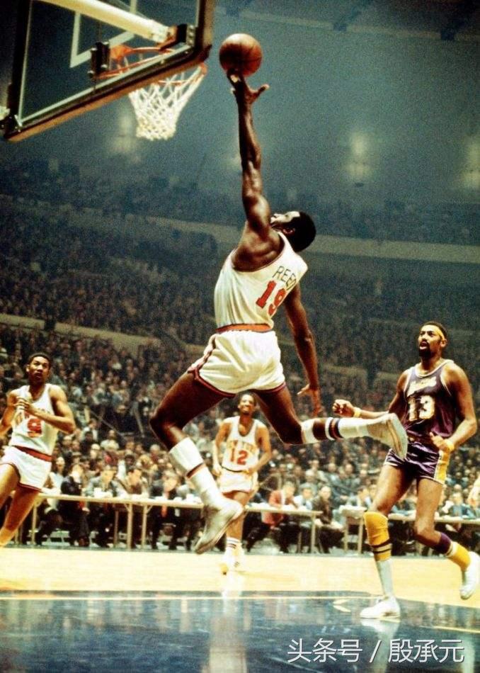 勇士6场比赛倒下三位球星,勇士队六大失误