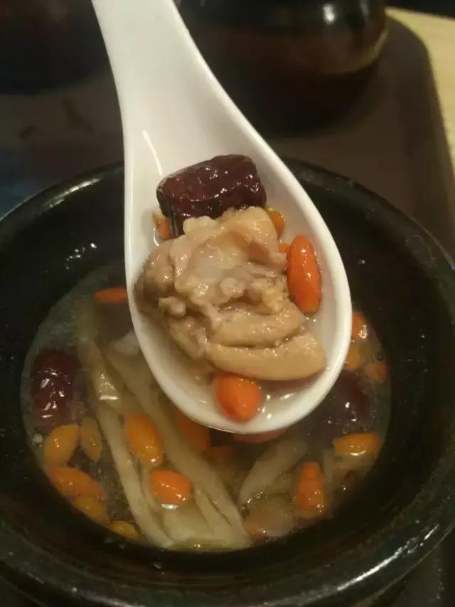 人均20多就能吃好吃饱，老火靓汤才5元，这店就藏在长春高新区！