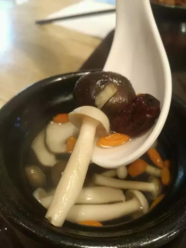 人均20多就能吃好吃饱，老火靓汤才5元，这店就藏在长春高新区！