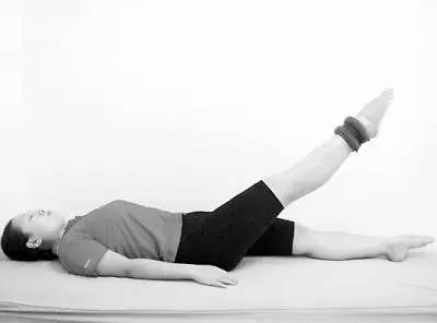 腰椎管狭窄正确康复锻炼视频,腰间盘突出椎管狭窄如何自我康复