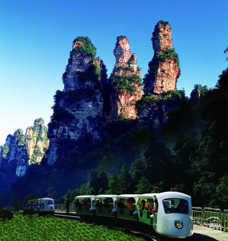 凤凰古城韶山张家界五日自驾游,张家界衡山凤凰古城五日游