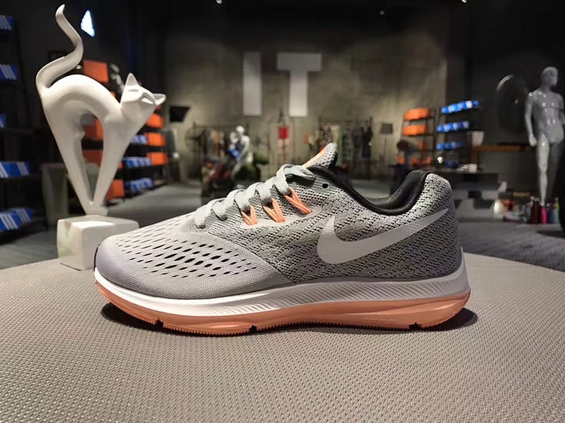 nike登月跑鞋适合跑步吗,nike登月鞋适合夏天穿吗