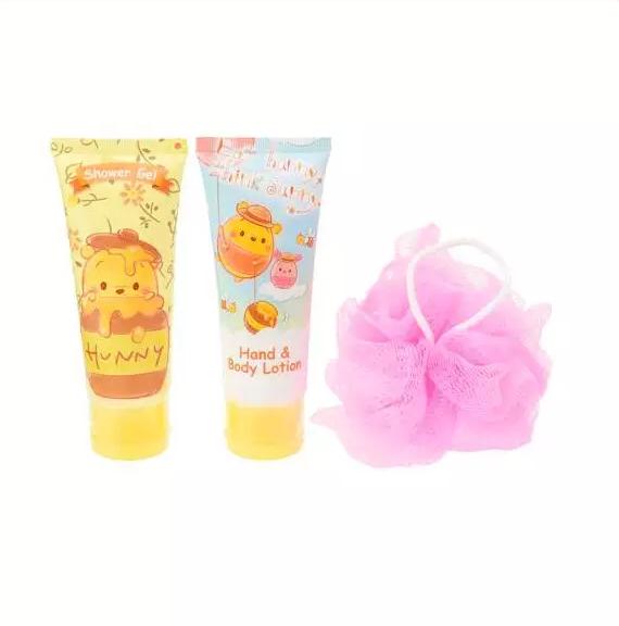 日本迪士尼ufufy小熊维尼系列彩妆护肤品简直萌化你的心有木有