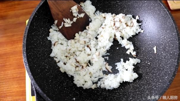 自制蛋包饭一人吃一个管饱,自制蛋包饭100%成功