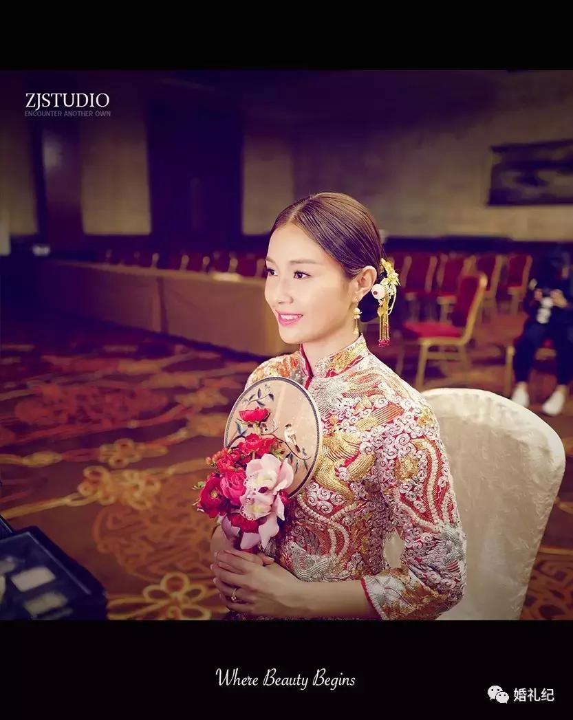 如何挑选适合中式婚礼的妆容,中式婚礼搭配