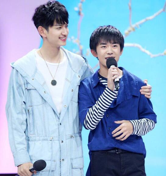 carry全场解释,carry全场不如混赢