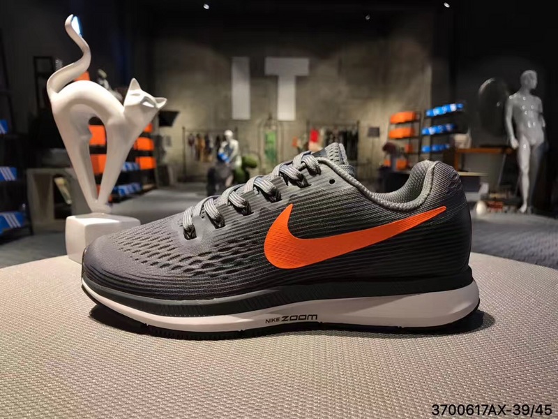 nike登月跑鞋适合跑步吗,nike登月鞋适合夏天穿吗