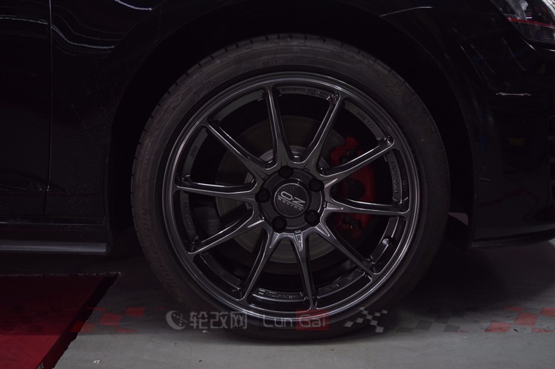 神车改装,高尔夫7.5代升级17寸gti轮毂