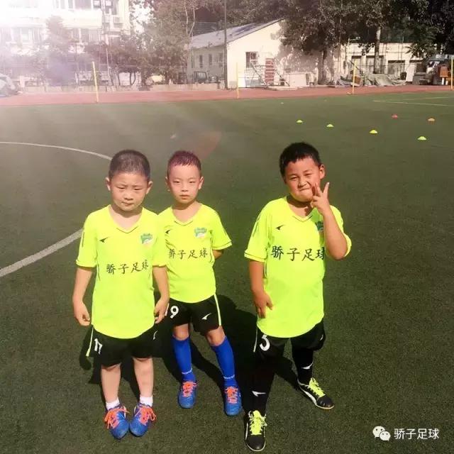 足球训练家长告知书,足球启蒙训练要关注什么