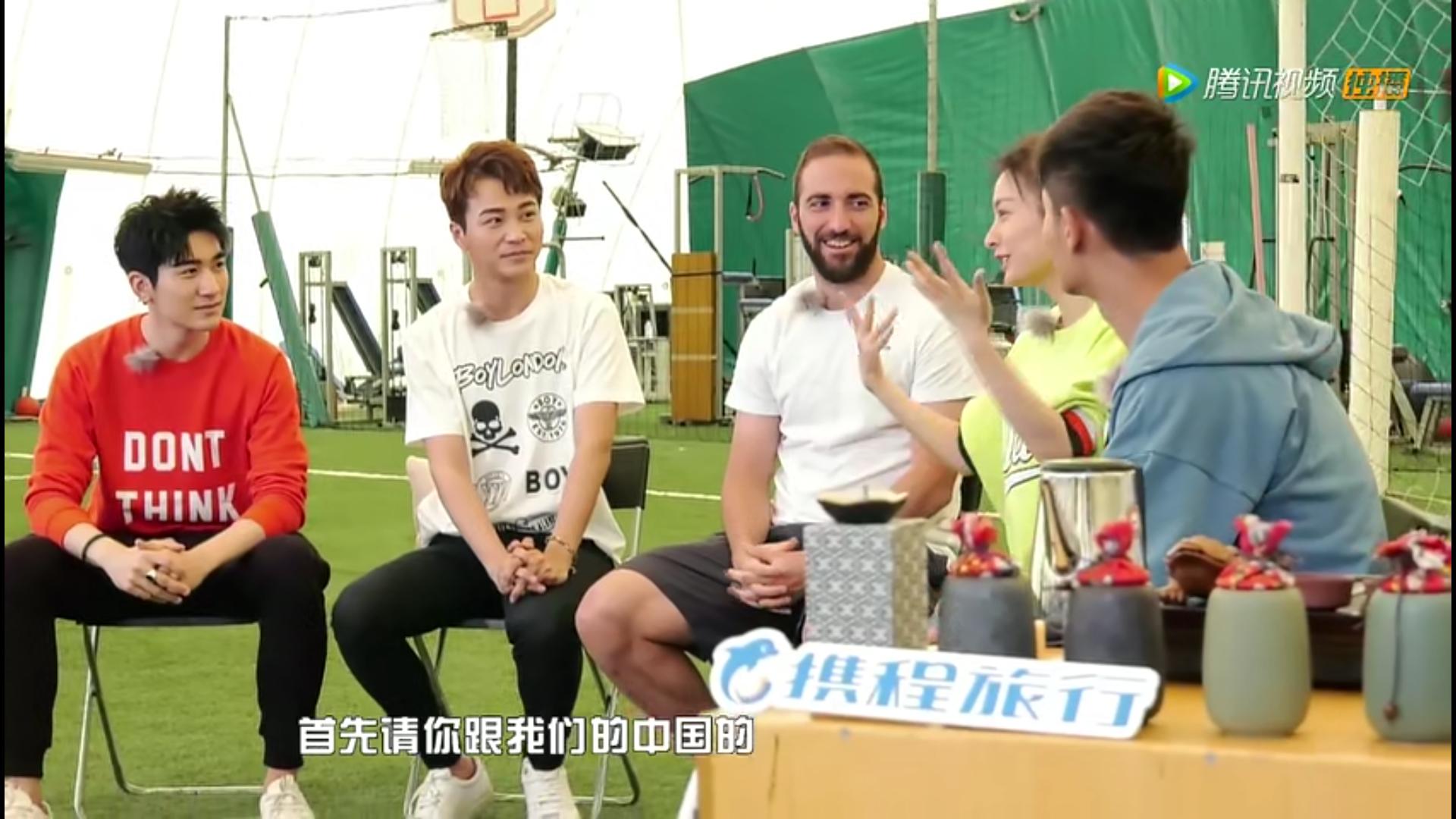 何炅与吴昕早期节目,何炅李湘离开快乐大本营