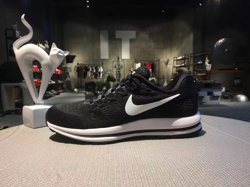 nike登月跑鞋适合跑步吗,nike登月鞋适合夏天穿吗