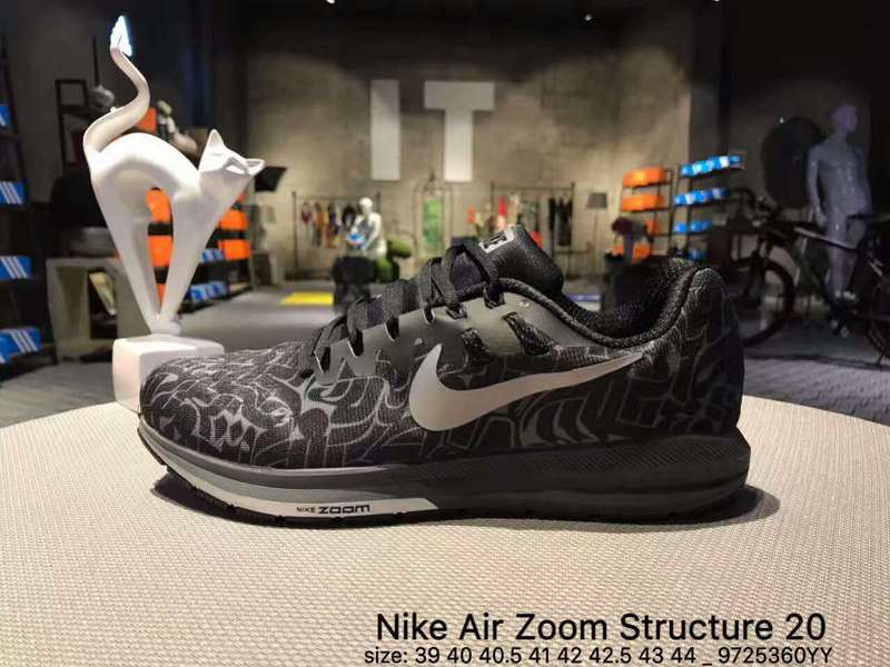nike登月跑鞋适合跑步吗,nike登月鞋适合夏天穿吗