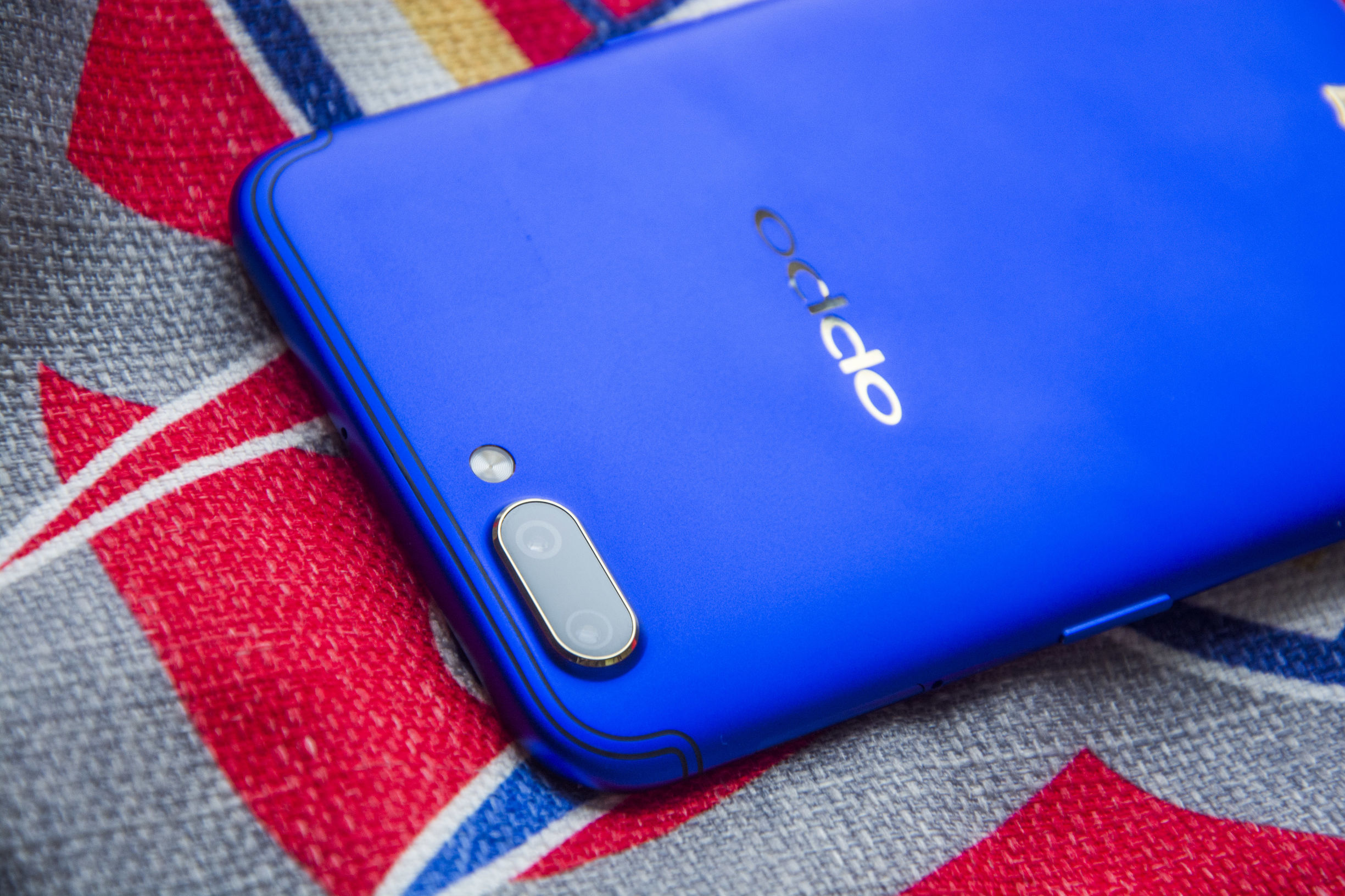 oppoa95桌面怎么设计,oppo手机怎么设计手机字体