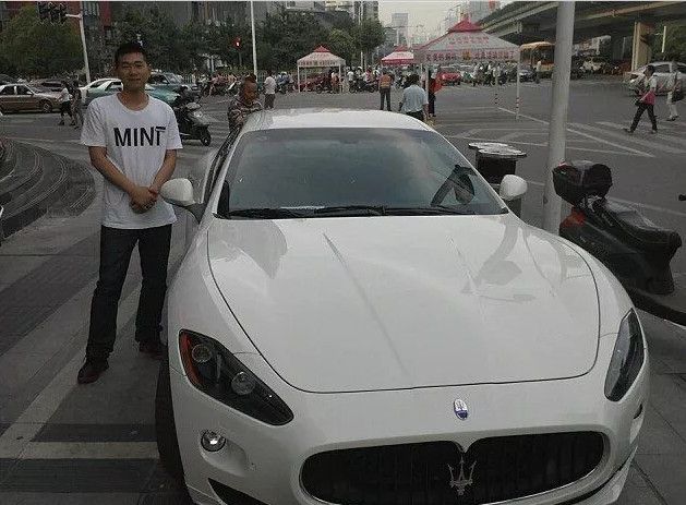 中国足球队赵明剑,500万元法拉利