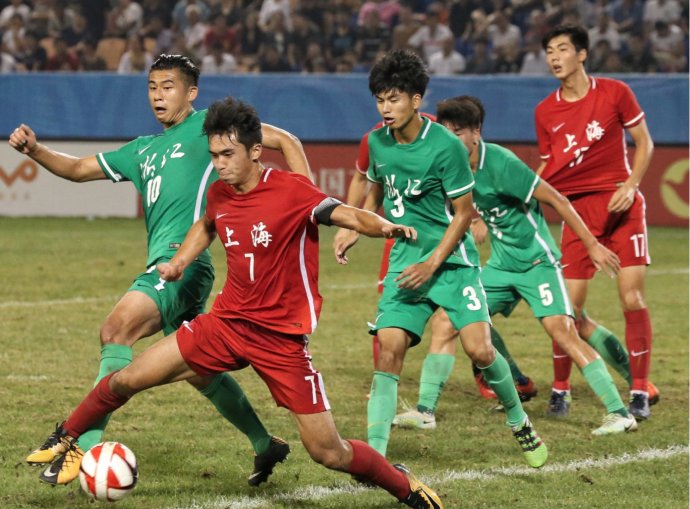 璇昏懀瓒崇悆,璇昏懀