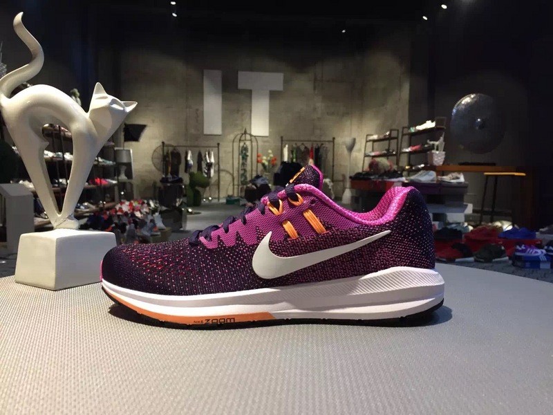 nike登月跑鞋适合跑步吗,nike登月鞋适合夏天穿吗